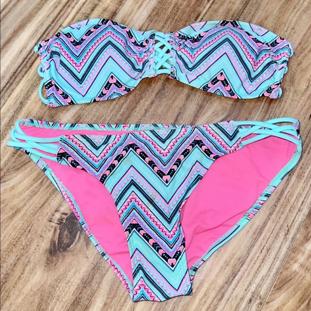 Charolette Russe bikini